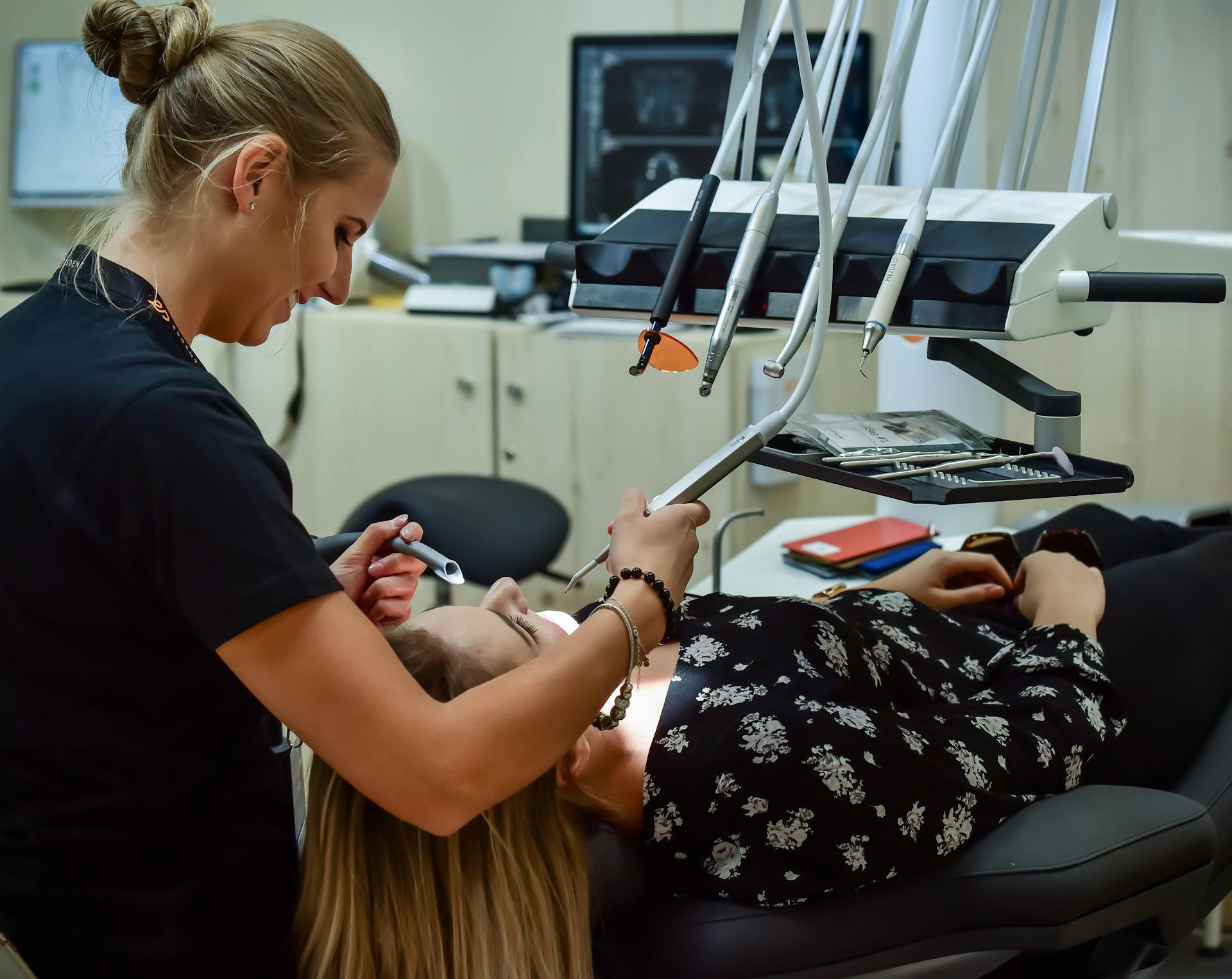Why Combining Family and Cosmetic Dentistry Is Ideal for Your Household
