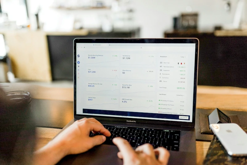 How CPAs Guide Businesses Through Complex Audits