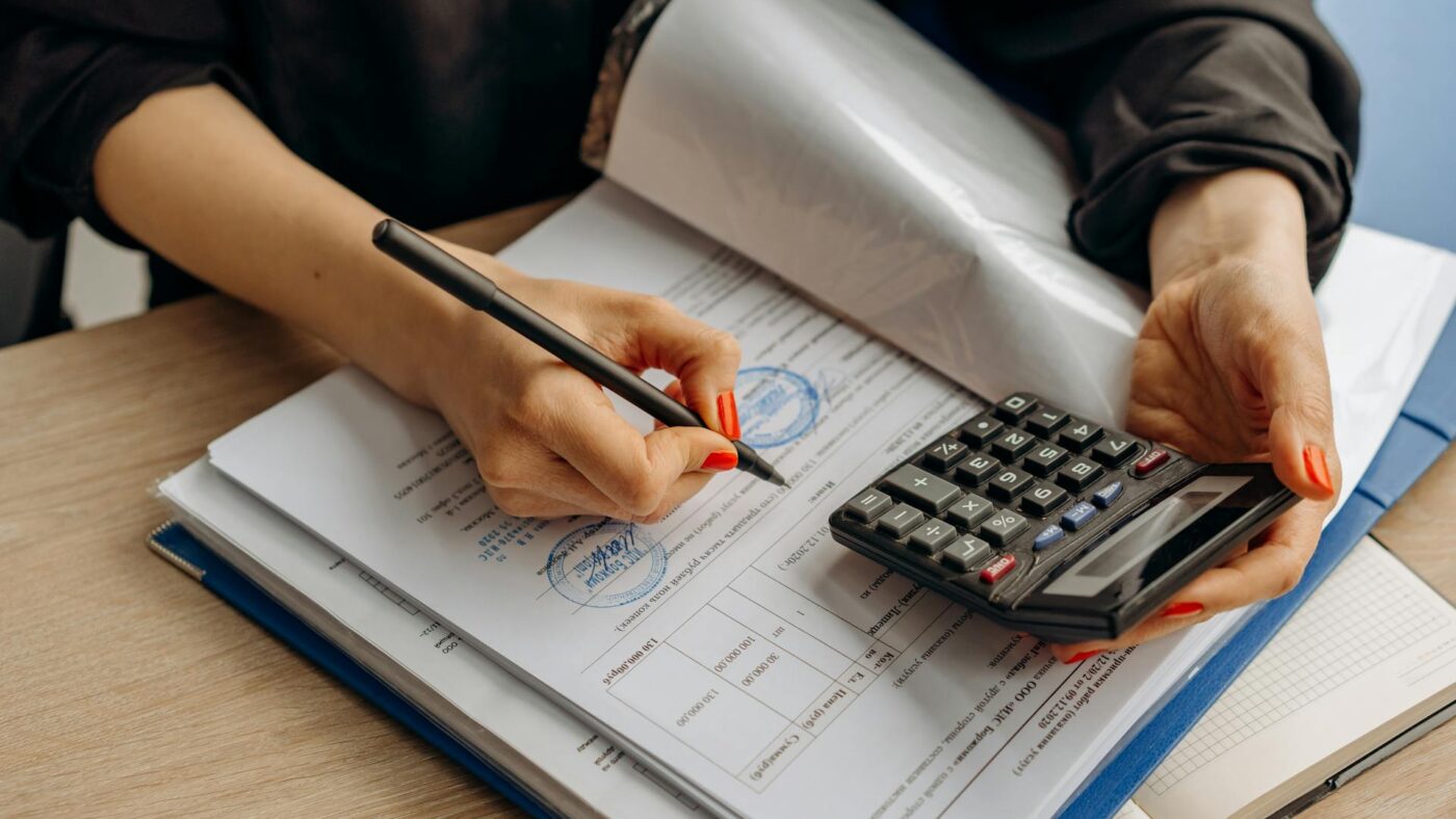 How Tax Accountants Use Bookkeeping Data To Maximize Deductions