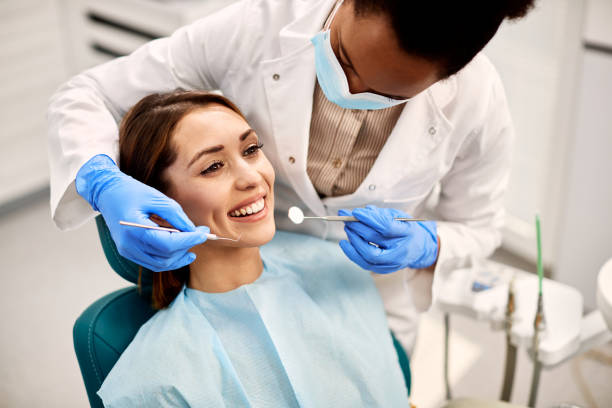 How General Dentistry Identifies Oral Health Risks At An Early Stage